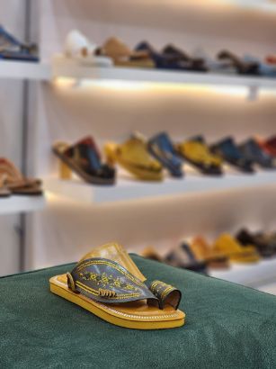 صورة زبيري وطني مطرز مديل م50